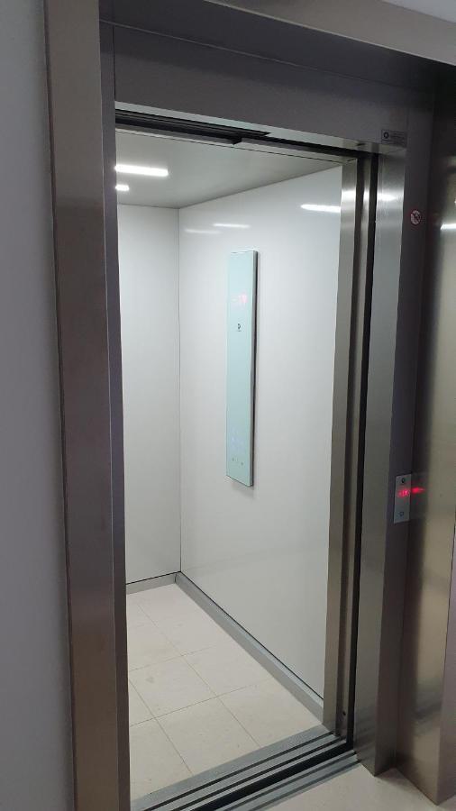 Luxury Apartment 4Seasons With Garage Split Exteriör bild
