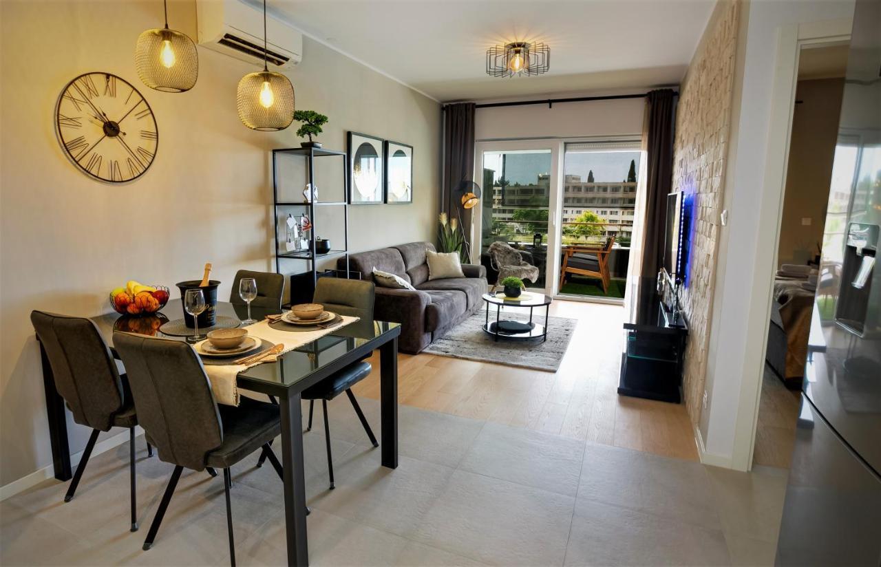 Luxury Apartment 4Seasons With Garage Split Exteriör bild
