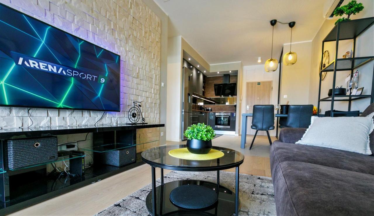 Luxury Apartment 4Seasons With Garage Split Exteriör bild