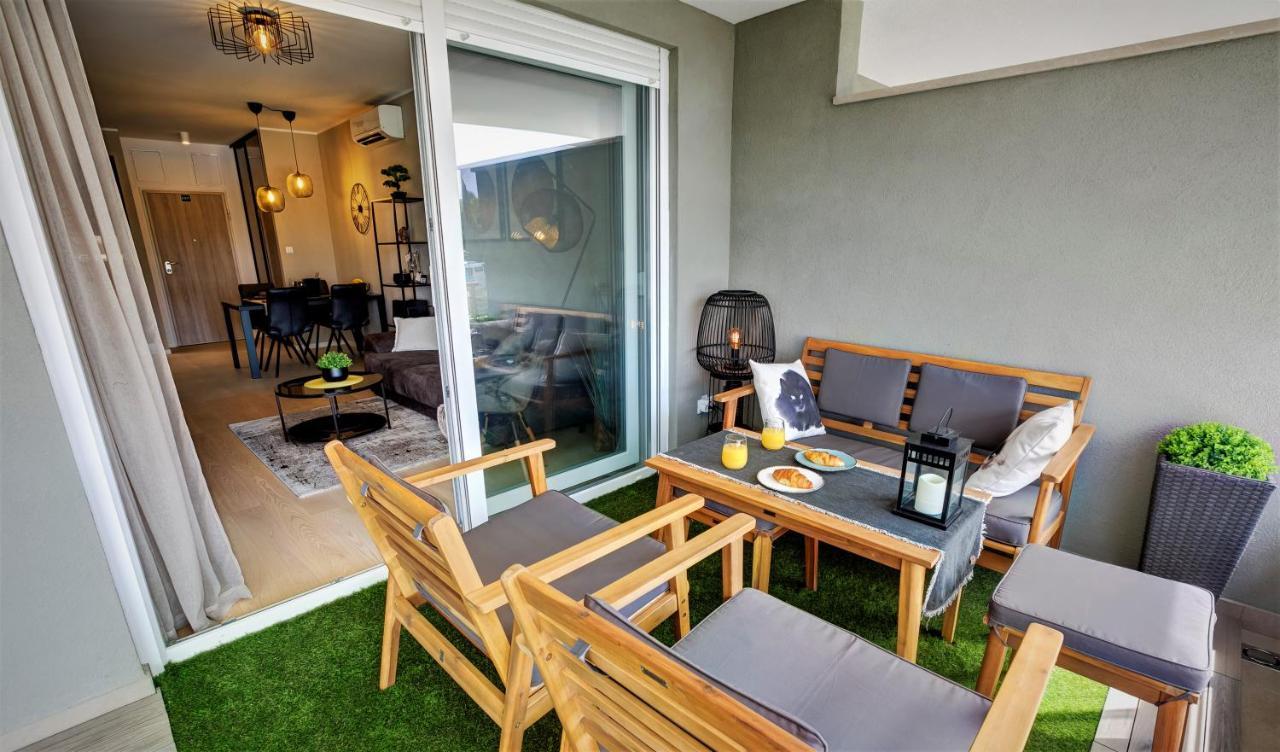 Luxury Apartment 4Seasons With Garage Split Exteriör bild