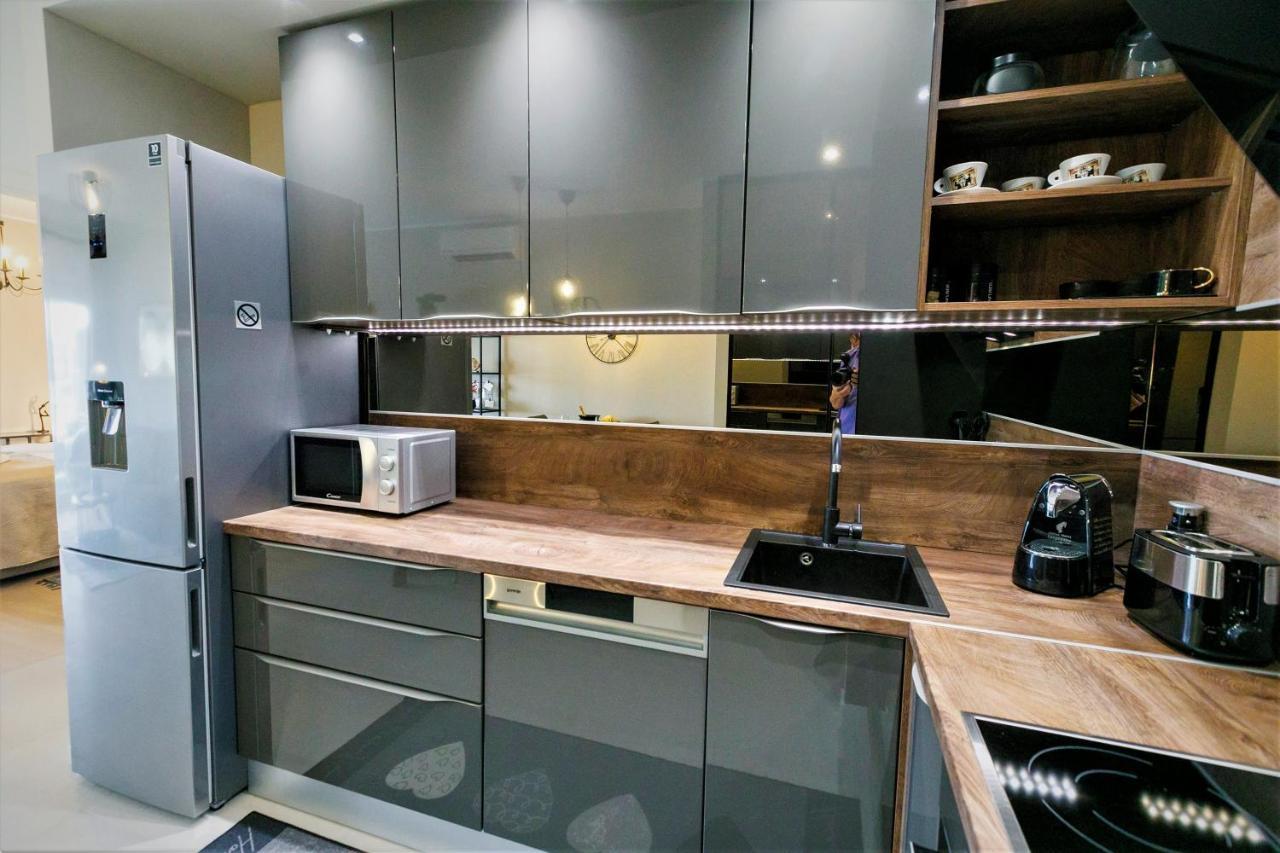 Luxury Apartment 4Seasons With Garage Split Exteriör bild